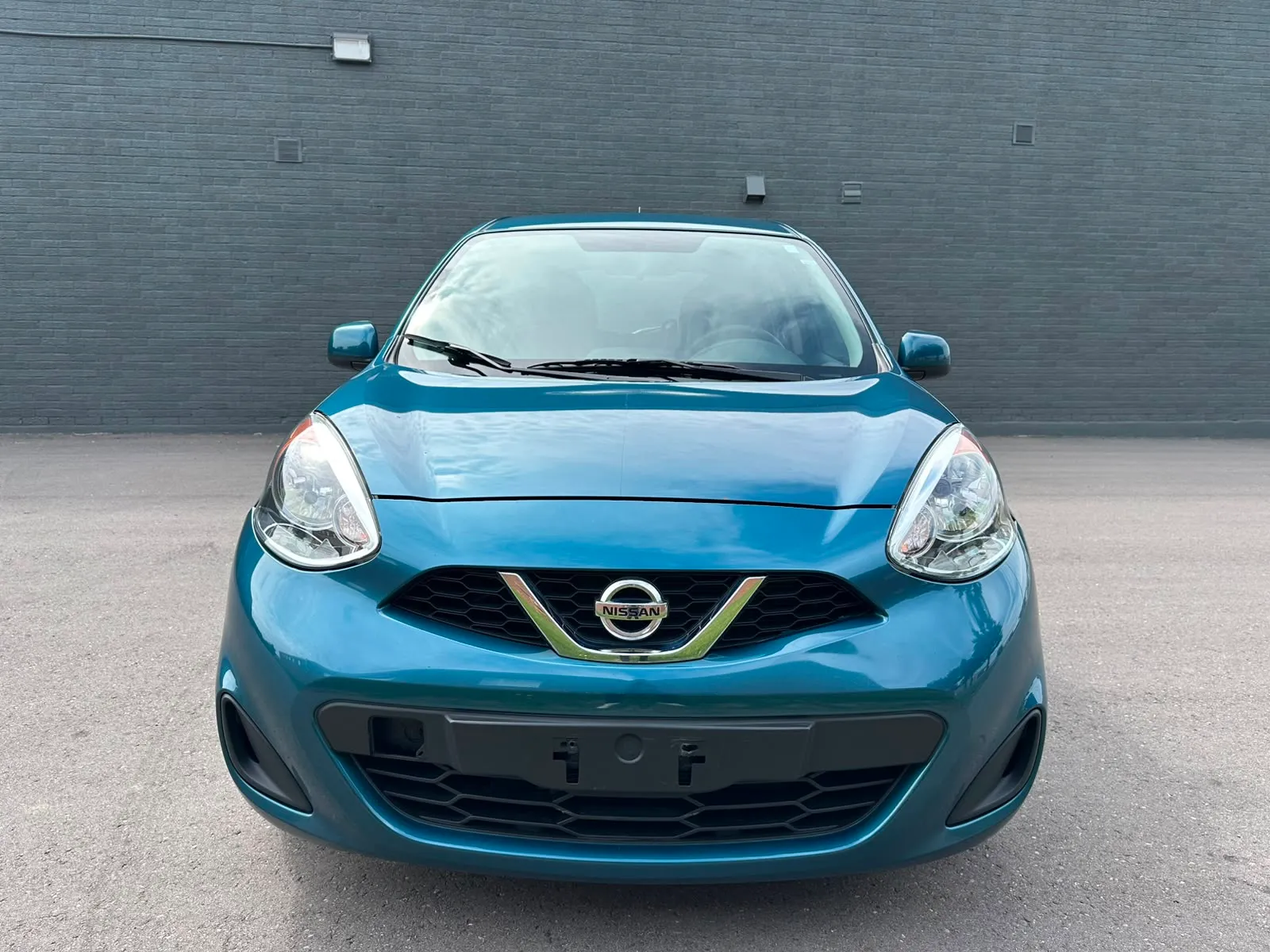 Vehicle photo