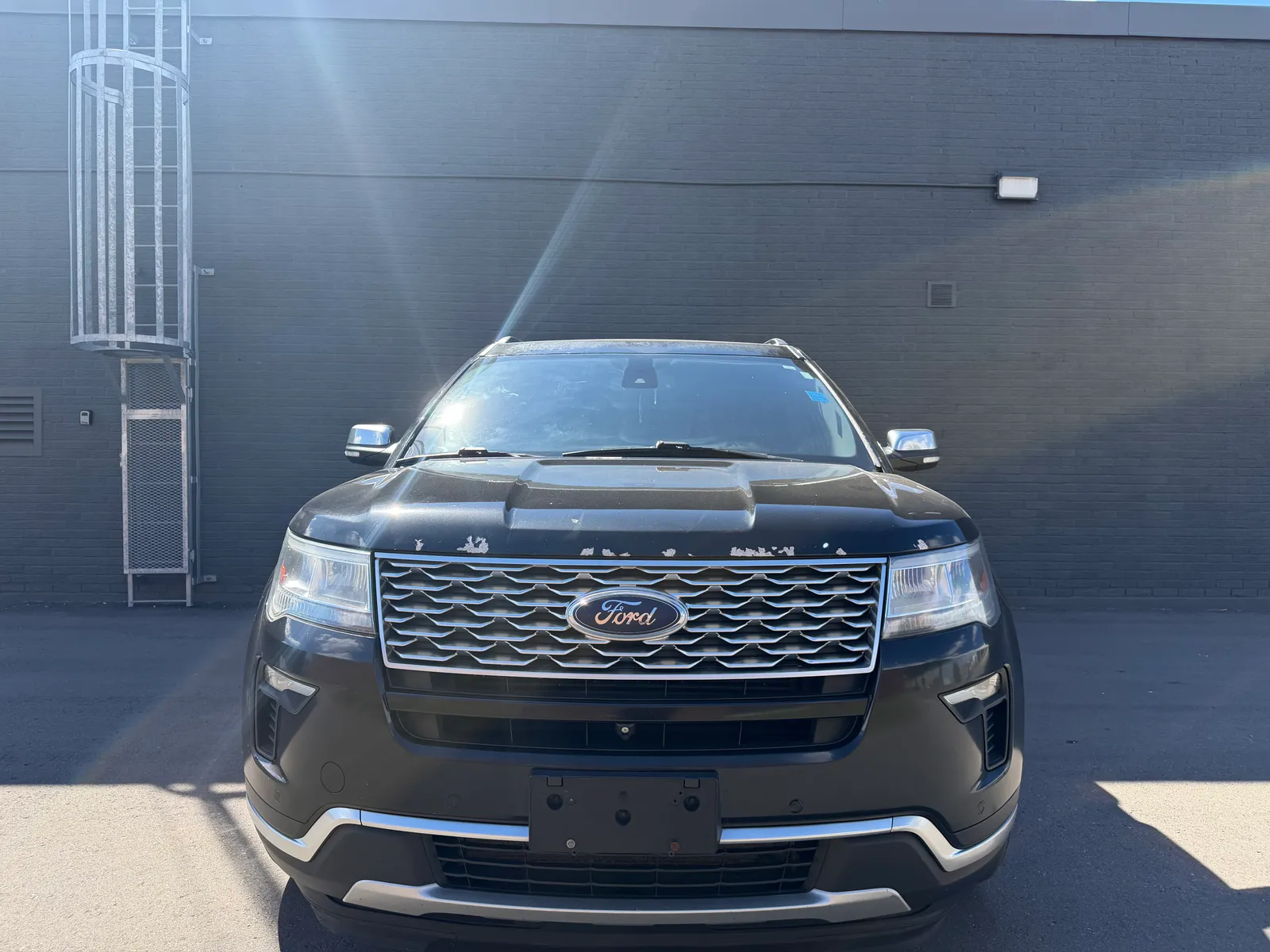 Vehicle photo