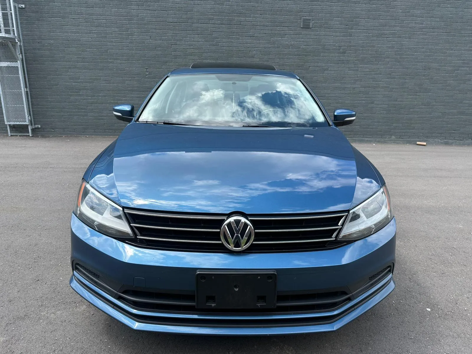 Vehicle photo