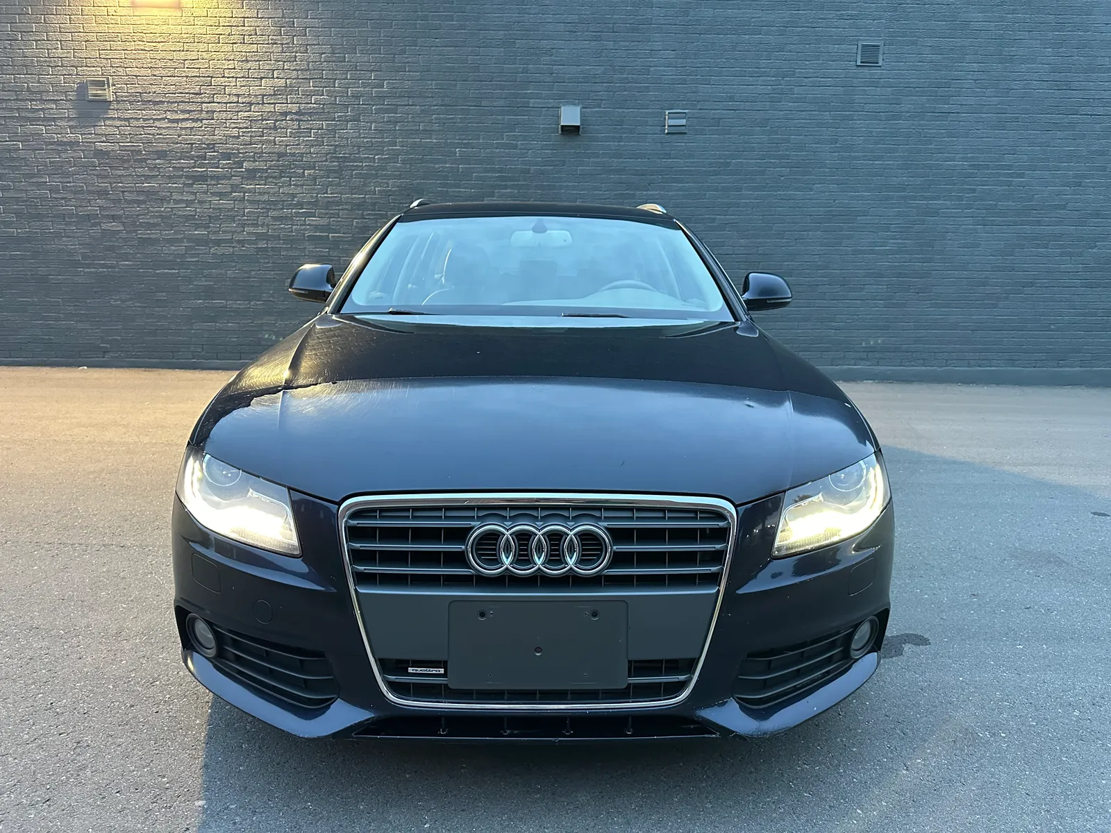Vehicle photo