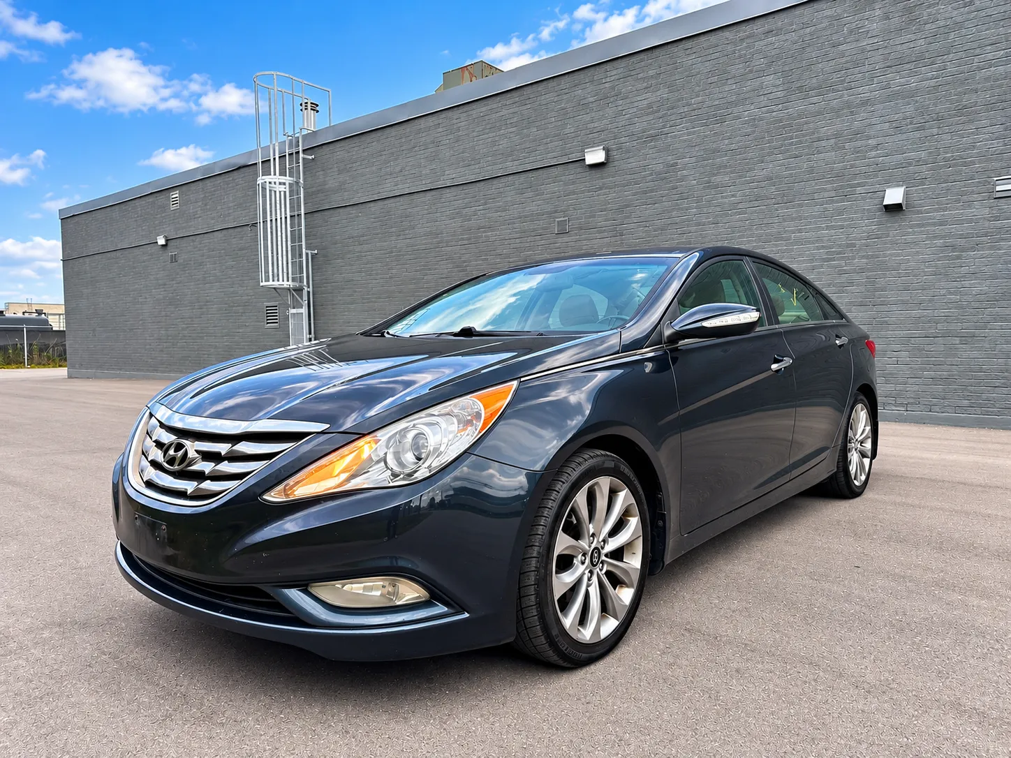 Vehicle photo