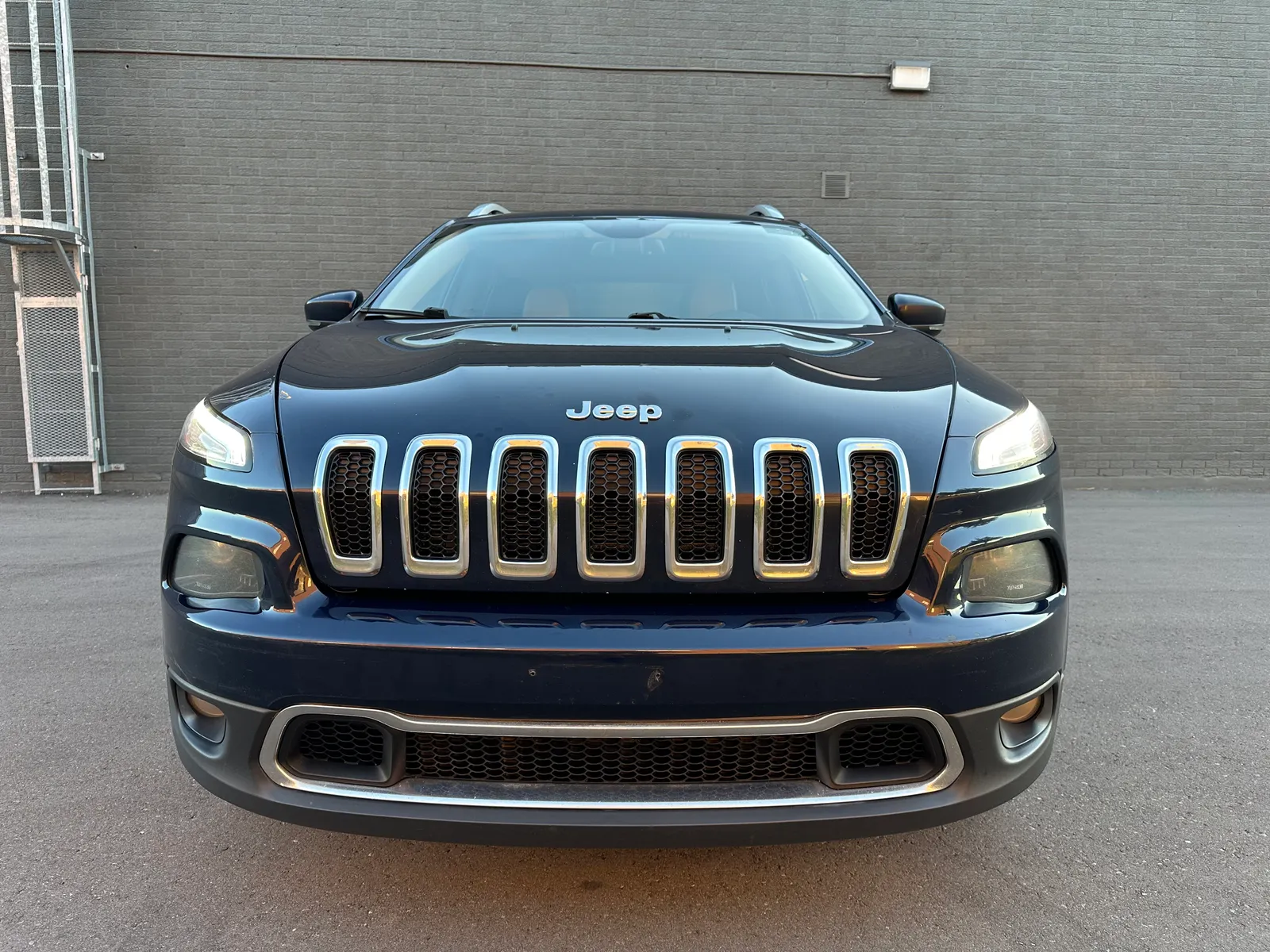 Vehicle photo